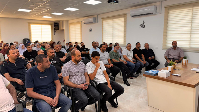 دار القرآن الكريم- جلحولية تنظم إجتماعا لأولياء أمور الطلاب